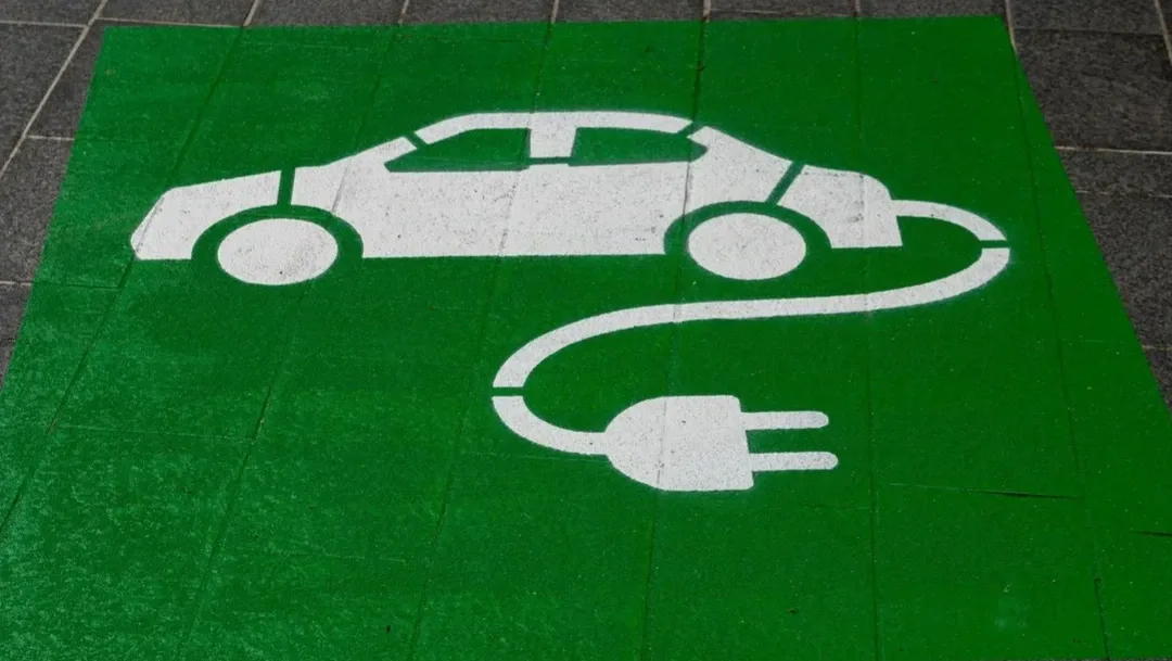 zöld autók parkolás